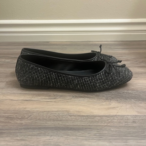 Cole Haan Black and White Women's Ballet Flats - Picture 4 of 4